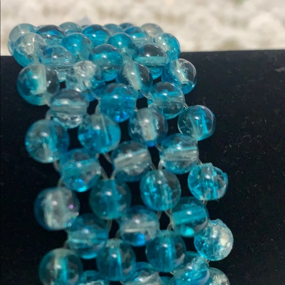Aqua Crackled Glass Carpet Bracelet - Picture 3 of 3